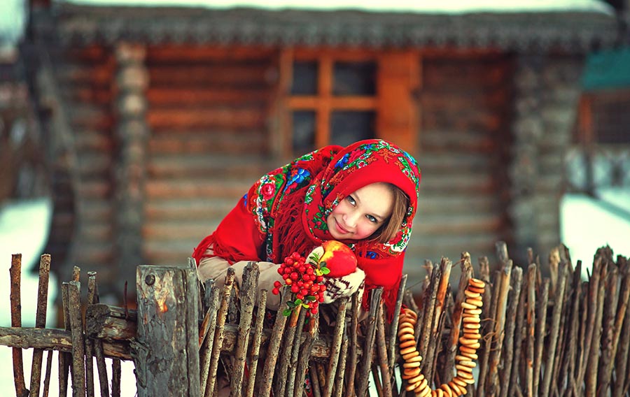 Sexy girl Women in Slavic costumes in Shymkent