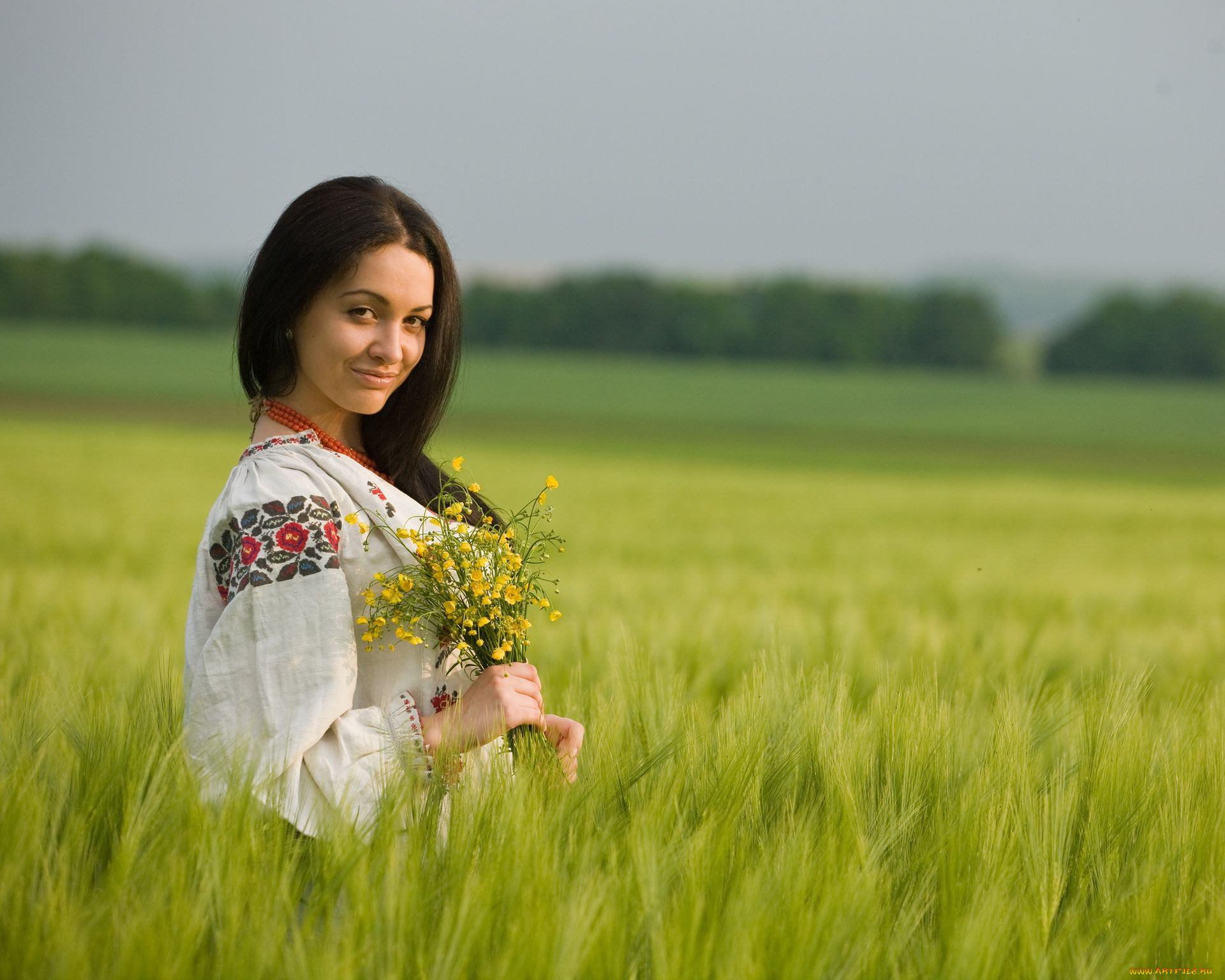 Women in Slavic costumes in Shymkent