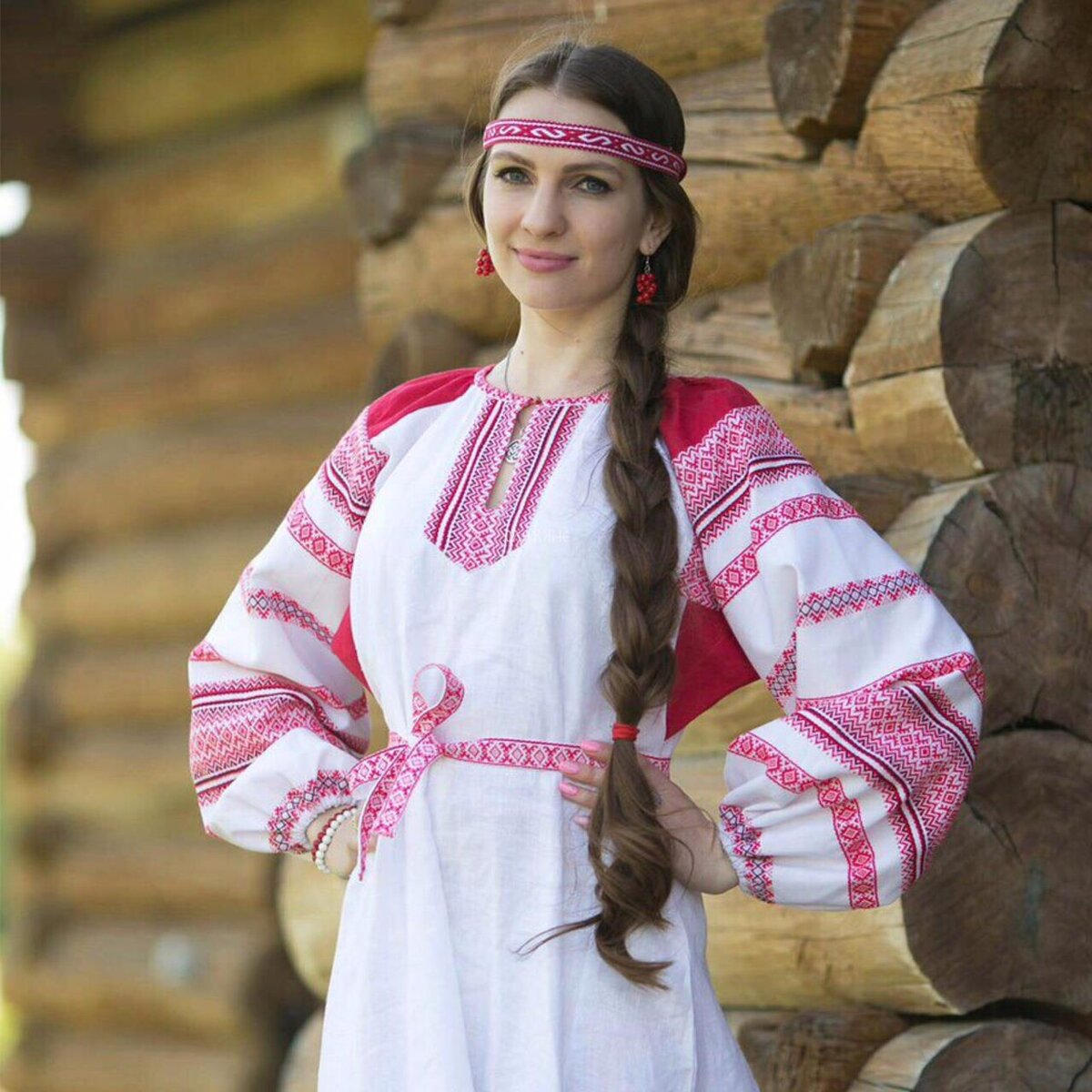 Girls in Slavic costumes in Shymkent