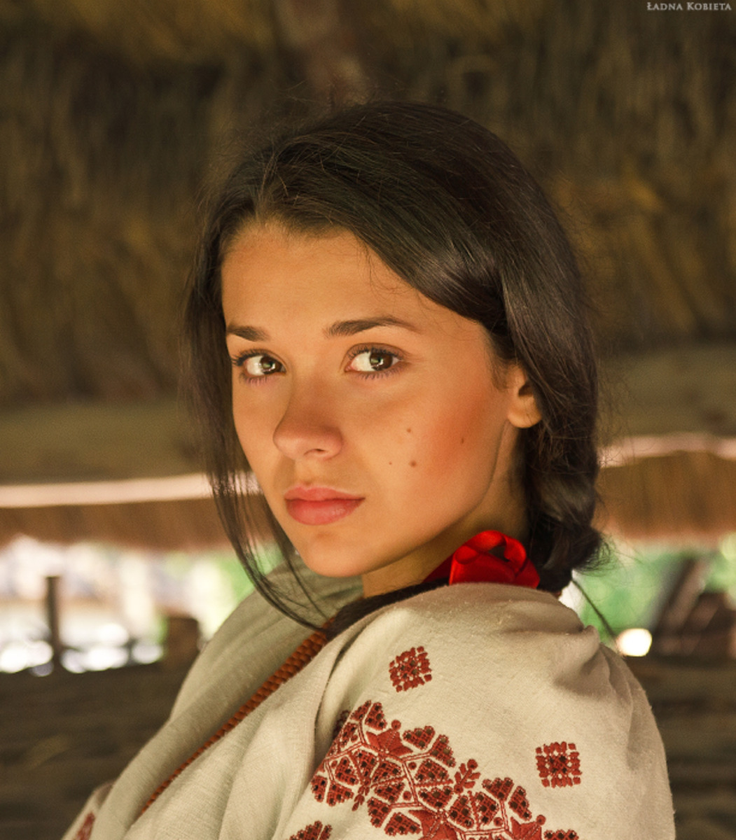 Girls in Slavic costumes in Shymkent