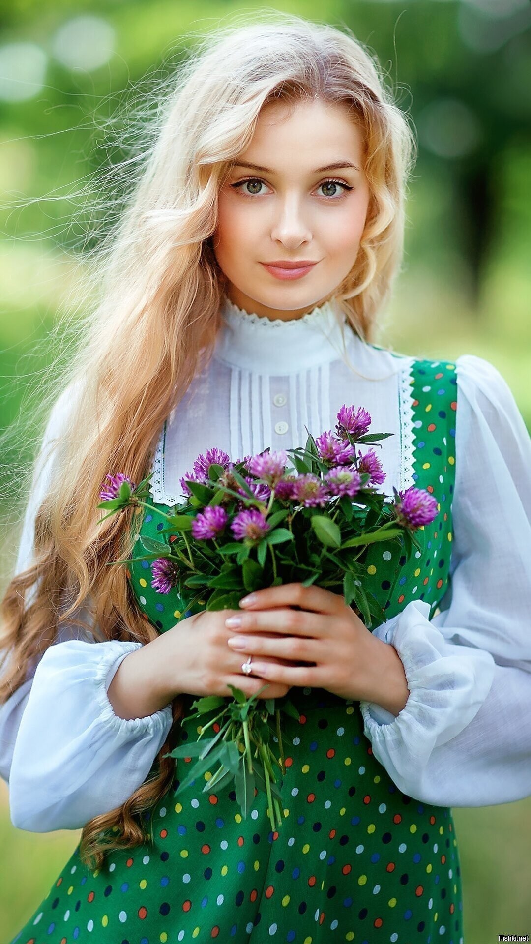 Girls in Slavic costumes in Shymkent
